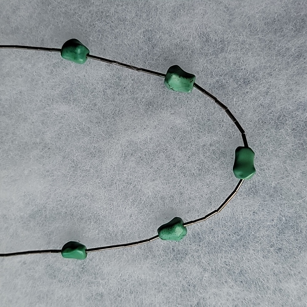 2/$8 Boho Southwestern Green Stone Necklace Choker - Picture 3 of 12